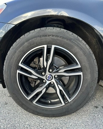 Volvo XC 60 cena 46500 przebieg: 340000, rok produkcji 2010 z Piaseczno małe 211